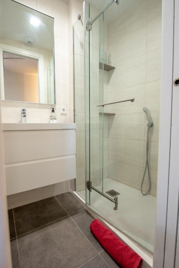 Apartamento Apartamento con terraza en San Luis. Parking&Netflix Sevilla Exterior foto